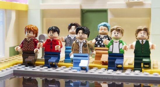 L'ensemble BTS de LEGO avec de toutes nouvelles figurines du groupe est enfin en vente