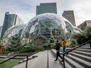 Les bureaux d'Amazon au centre-ville de Seattle.  Le PDG Andy Jassy souhaite que les employés reviennent au bureau au moins trois jours par semaine. 