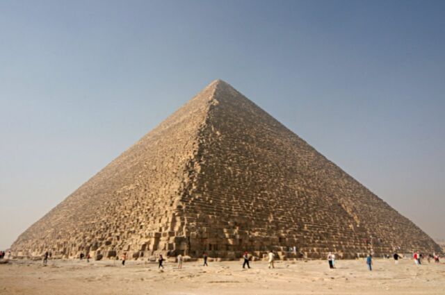 La Grande Pyramide de Gizeh.