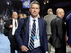 Les Flyers congédient le directeur général Chuck Fletcher et donnent un emploi intérimaire à Danny Brière