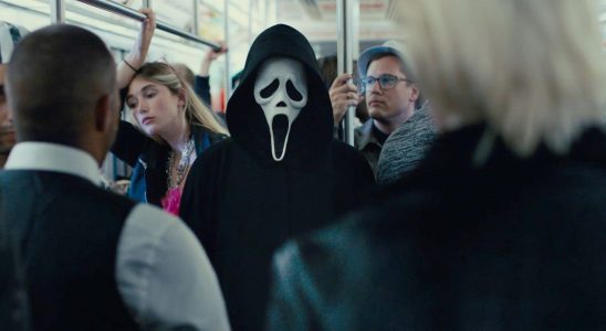Les réalisateurs de Scream 6 révèlent tous les œufs de Pâques dans une séquence de métro
