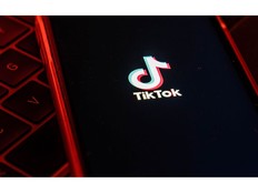 Le Royaume-Uni interdit l'application TikTok sur les téléphones du gouvernement par crainte de sécurité