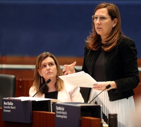 Ana Bailão prend la parole lors de la réunion du conseil municipal à Toronto, Ont.  le mercredi 27 mars 2019.