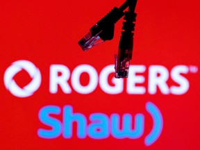 L'approbation de l'achat de Freedom Mobile par Quebecor permettrait probablement à Rogers de conclure son rachat de Shaw pour 26 milliards de dollars.