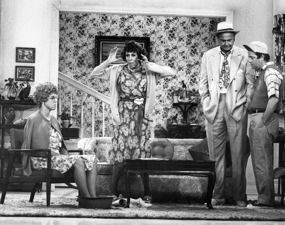 LE CAROL BURNETT SHOW, de gauche à droite : Vicki Lawrence, Carol Burnett, Harvey Korman, Tim Conway, 1967-1979