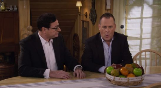 Danny and Joey sitting at kitchen table in Fuller House series finale