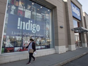 Une librairie Indigo est vue à Laval, au Québec, le 4 novembre 2020.
