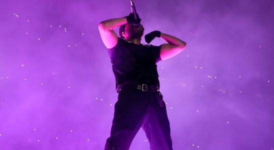 EAST RUTHERFORD, NEW JERSEY - JULY 16: The Weeknd performs at the "After Hours Til Dawn" Tour at Met Life Stadium on July 16, 2022 in East Rutherford, New Jersey. (Photo by Theo Wargo/Getty Images for Live Nation)
