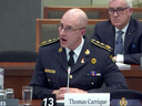 Le commissaire de la Police provinciale de l'Ontario, Thomas Carrique, témoigne devant le comité de la justice de la Chambre des communes le 15 février 2023.