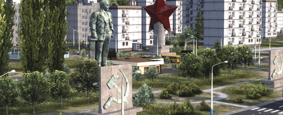 A statue of Lenin occupies the centre of a public square in Workers and Resources: Soviet Republic.