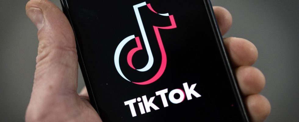 Les États-Unis menacent d'interdire TikTok à moins que la société mère chinoise ne cède l'application vidéo la plus populaire doit être lue Inscrivez-vous à des newsletters variées Plus de nos marques
