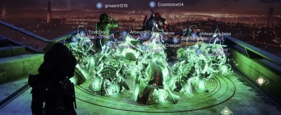 Destiny 2 players are holding vigils and paying tribute to Commander Zavala in Destiny 2 following the death of Lance Reddick.
