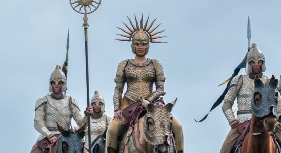Queen Regent Míriel and more on horseback in The Lord of the Rings: The Rings of Power
