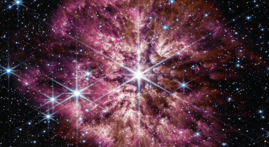 Webb repère une étoile rare destinée à mourir dans une explosion dramatique de supernova