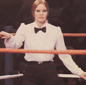 L'ancienne arbitre de la WWE, Rita Chatterton, affirme également que le patron de la WWE, Vince McMahon, l'a violée.  CAPTURE D'ÉCRAN / WWE