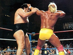 Hogan se venge de son ancien ami Andre The Giant.  WWE