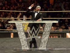 WRESTLEMANIA 39 : Rey Mysterio immortalisé avec son intronisation au Temple de la renommée de la WWE