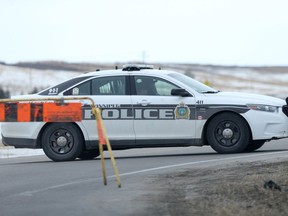 La police bloque l'accès à la décharge de Brady mardi après la découverte des restes de Linda Mary Beardy.  Chris Procaylo/Winnipeg Sun