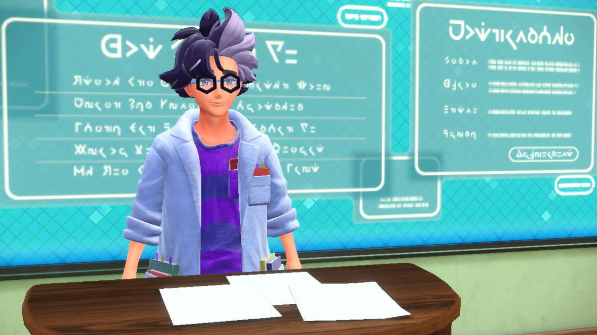 Le professeur Jacq de Pokemon Scarlet et Violet debout devant une salle de classe.