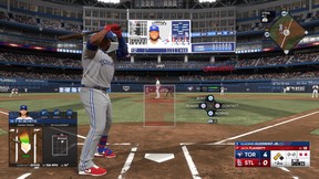 Vladimir Guerrero Jr. se prépare à lancer un home run virtuel dans MLB The Show 23.