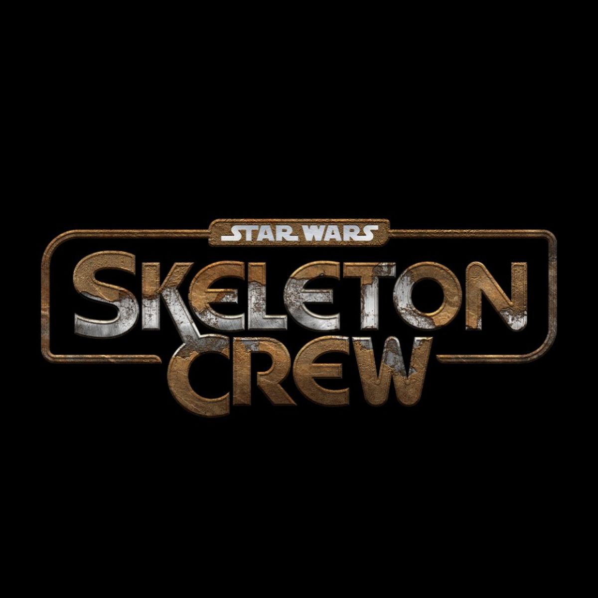 Les mots Star Wars Skeleton Crew dans un traitement de logo marron et argenté