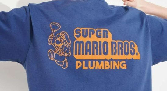 La ligne de t-shirts du film Super Mario Bros célèbre les racines de Mario en tant que plombier
