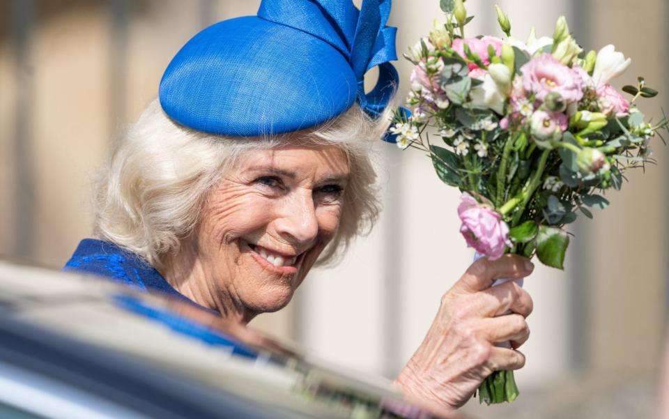 Camilla, reine consort assiste au service de Pâques Mattins au château de Windsor - Samir Hussein