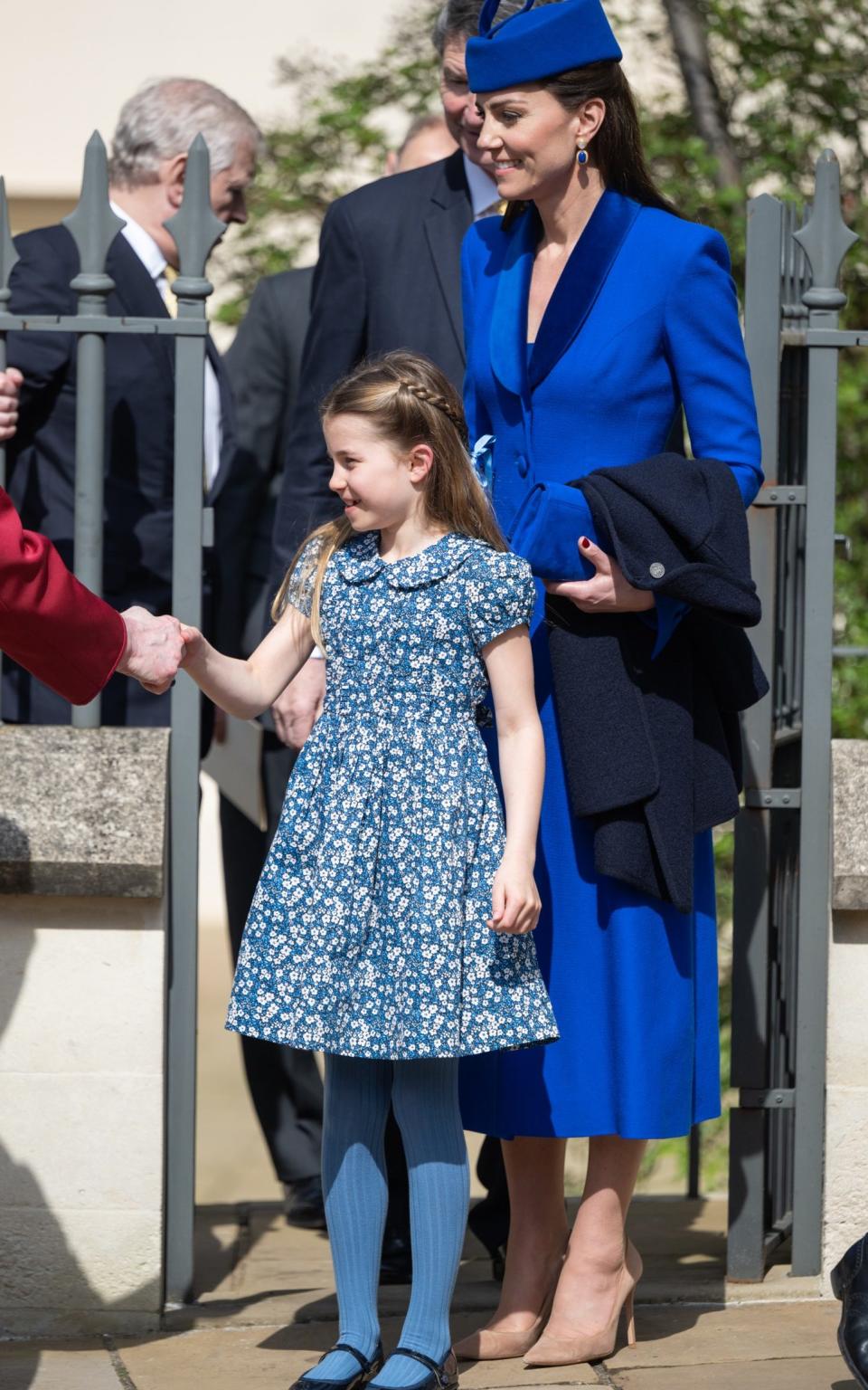 La princesse de Galles et la princesse Charlotte quittent la chapelle St George - Getty