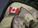 L'armée canadienne affirme que toutes les photographies ou données fournies à un podcast américain par un ancien commando de la FOI2 avaient été recueillies pendant son service militaire et étaient la propriété du gouvernement canadien.