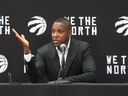 Le président des Raptors de Toronto, Masai Ujiri, a des questions imminentes avant la date limite des échanges de la NBA cette semaine.