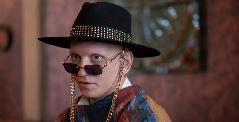 Anthony Carrigan in "Barry" Season 4 Episode 1