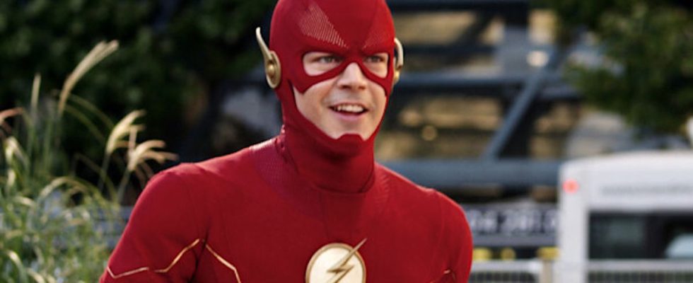 Barry smiling in Flash suit in The Flash final season