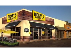 Dickey's Barbecue Pit conclut un accord d'expansion internationale à Toronto