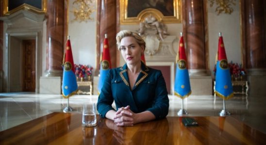 Kate Winslet in "The Palace"