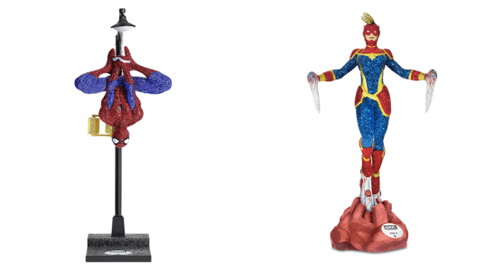 Cette collection de bijoux Marvel Swarovski comprend une figurine Spider-Man d'une valeur de 23 000 $.