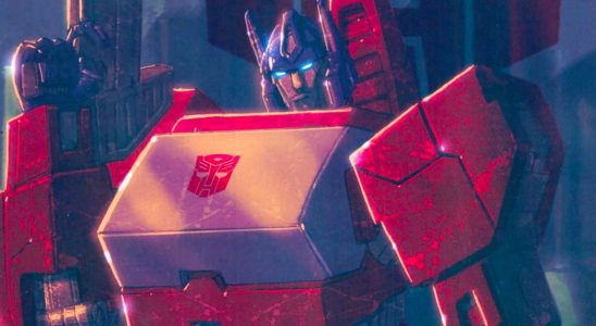 Chris Hemsworth joue le jeune et vraisemblablement chaud Optimus Prime dans le nouveau film Transformers