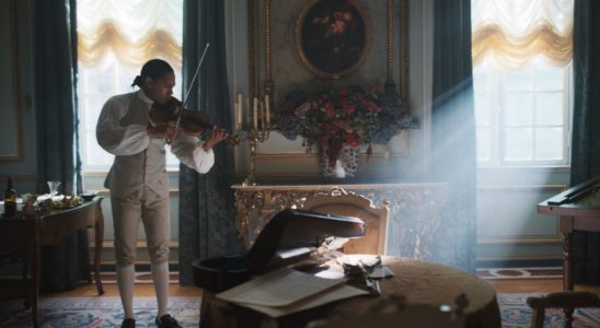 Comment la musique de « Chevalier » anime l'histoire d'un violoniste créole du XVIIIe siècle à la cour de Marie-Antoinette