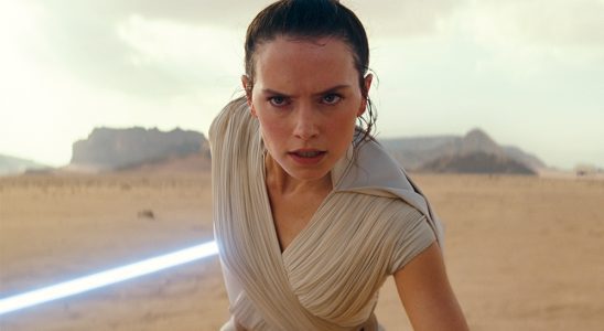 Daisy Ridley reprendra le rôle de Rey dans le nouveau film "Star Wars" Le plus populaire doit être lu Inscrivez-vous aux newsletters Variety Plus de nos marques