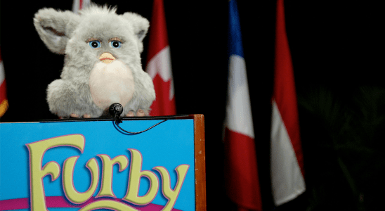 Furby alimenté par ChatGPT révèle les plans secrets de Furby pour la domination mondiale