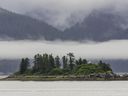 Les îles de la Reine-Charlotte, un archipel au large de la Colombie-Britannique, ont été renommées Haida Gwaii en 2010.