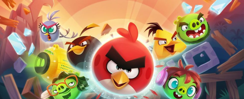 Key art for Angry Birds reloaded showing birds flying towards the screen.