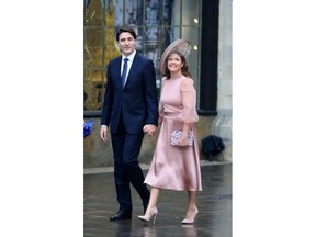Le premier ministre Justin Trudeau et son épouse Sophie Trudeau arrivent pour assister à la cérémonie de couronnement du roi Charles et de la reine Camilla à l'abbaye de Westminster, à Londres, le 6 mai 2023.