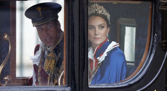 Prince William and Kate Middleton in procession of King Charles