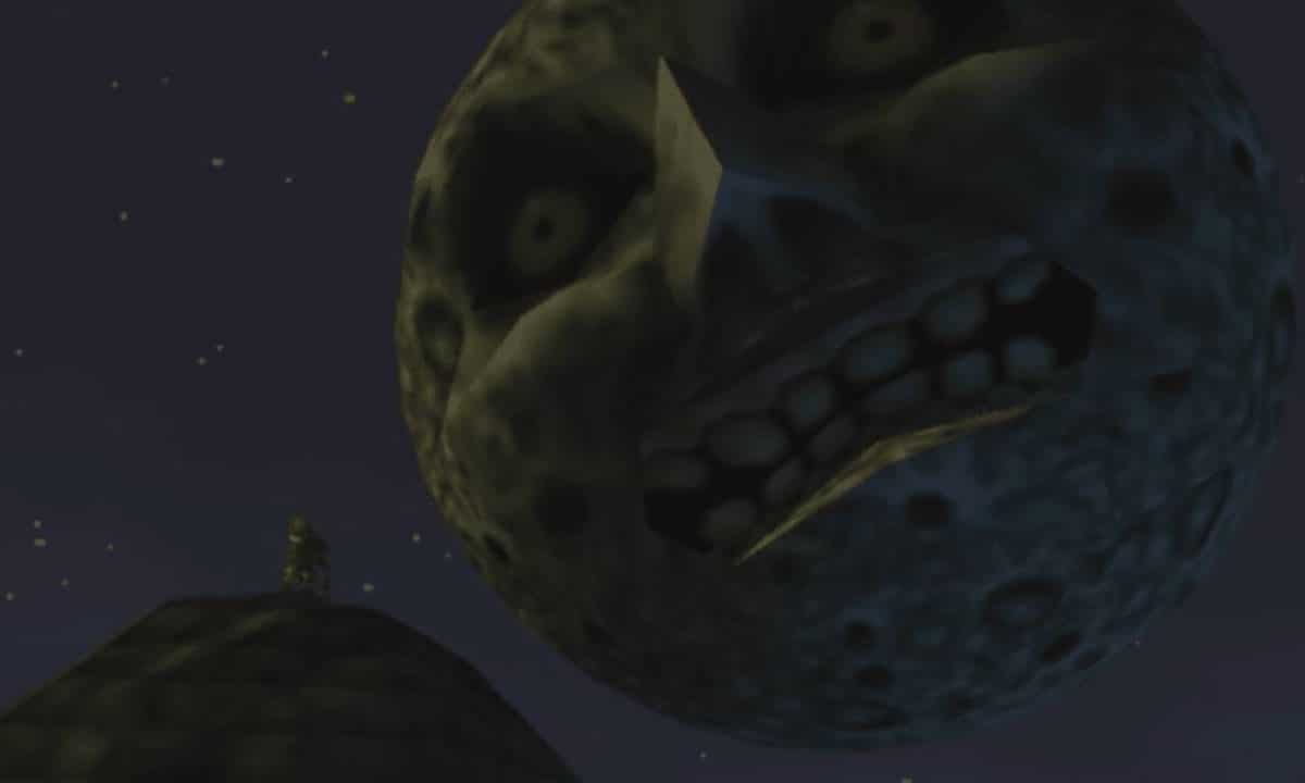 Un guide de Zelda: Link regardant le visage effrayant de la lune dans Majora's Mask.