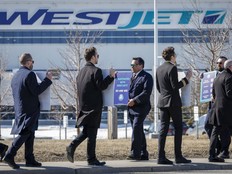 Les pilotes de WestJet pourraient faire grève la semaine prochaine – mais un débrayage imminent serait «prématuré»