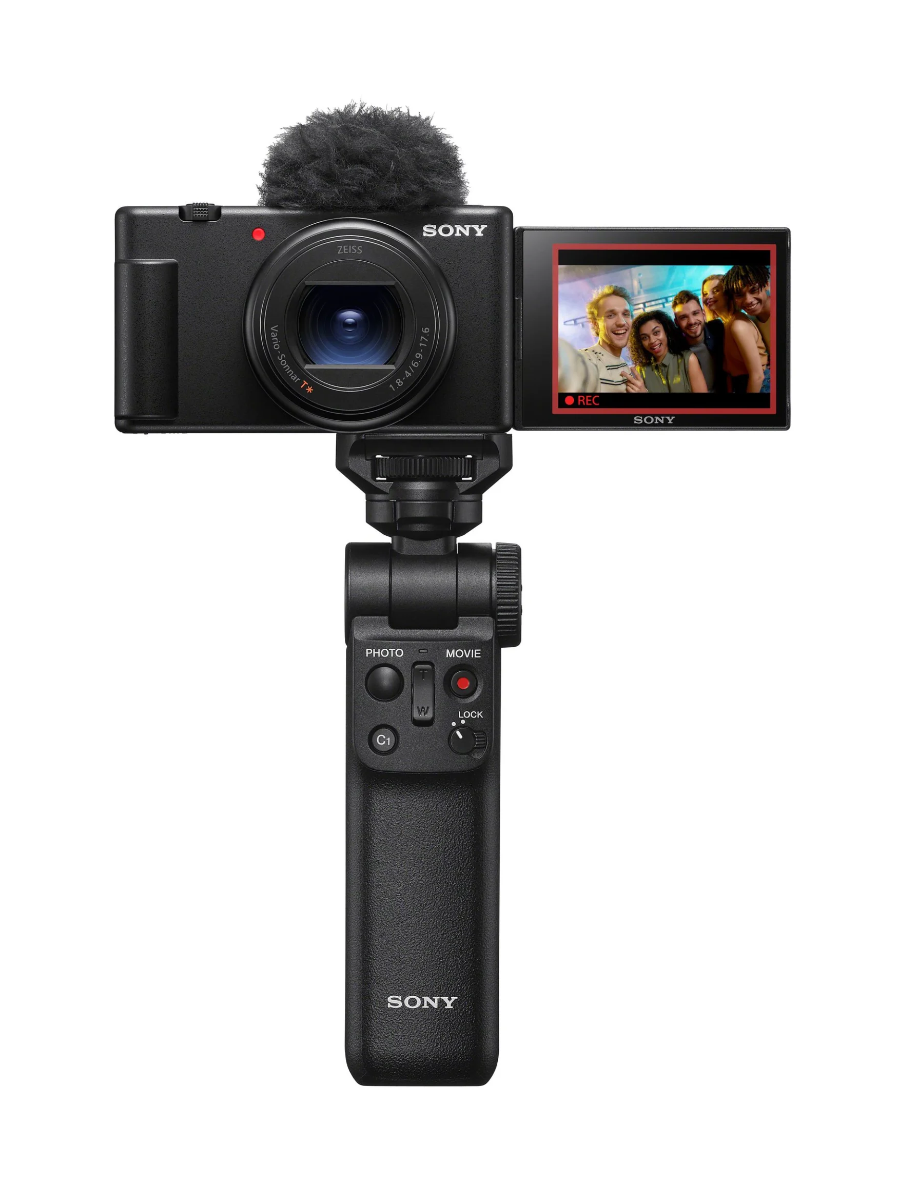 Le ZV-1 II de Sony a un objectif large pour que vous puissiez ajuster tout votre visage pendant le vlogging