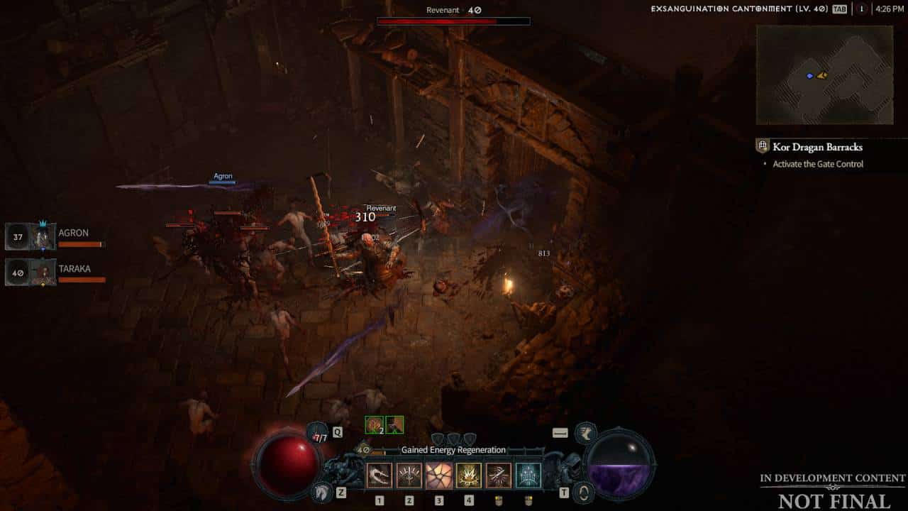 Interview de Diablo 4 Seasons : Gameplay Rogue en combat dans un donjon.