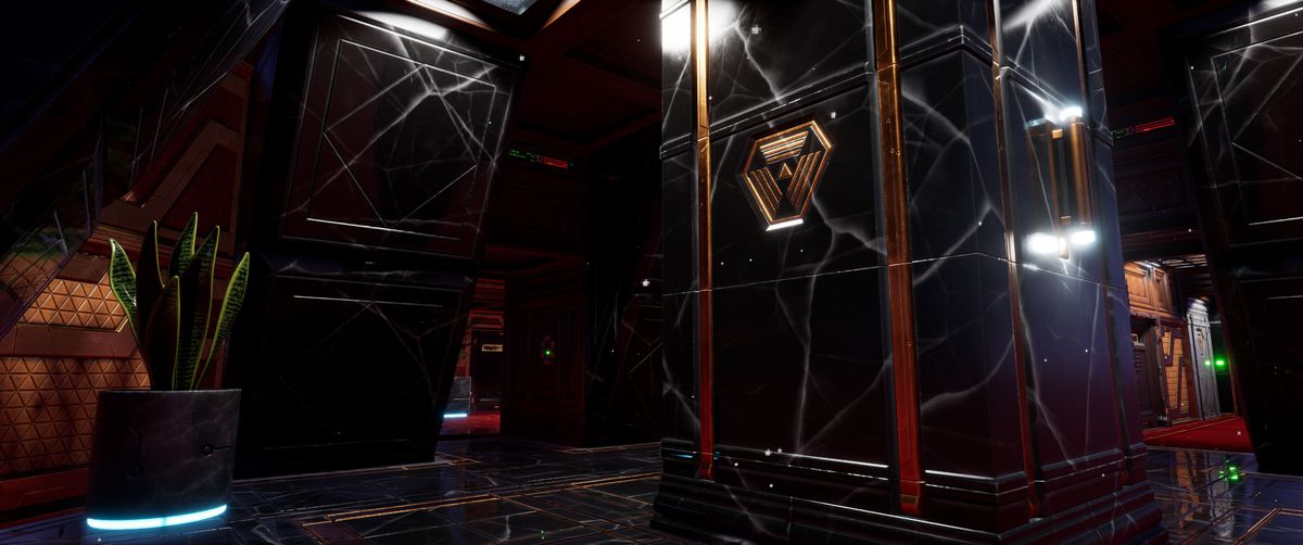 Une salle de lobby sur la station spatiale le remake de System Shock, remplie de piliers en granit marbré et d'éléments décoratifs art déco