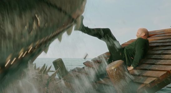 Bande-annonce "Meg 2 : The Trench" : Jason Statham va sous l'eau pour tuer trois requins encore plus gros