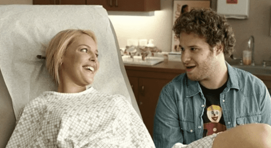 Katherine Heigl and Seth Rogen smiling in Knocked Up